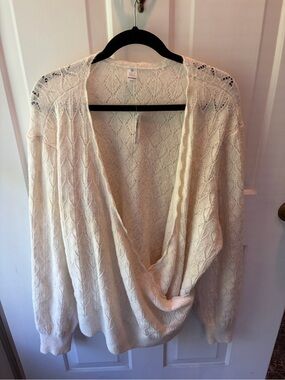 Old Navy Cream Open-Front Crochet Cardigan